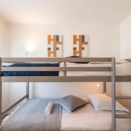 Apartment Prag - Le Penthouse De A 10 Minutes De Disneyland Paris - Parking & Wifi Gratuit