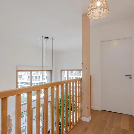 Apartment Prag - Le Penthouse De A 10 Minutes De Disneyland Paris - Parking & Wifi Gratuit Montevrain